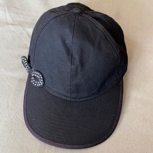 Black women’s cap